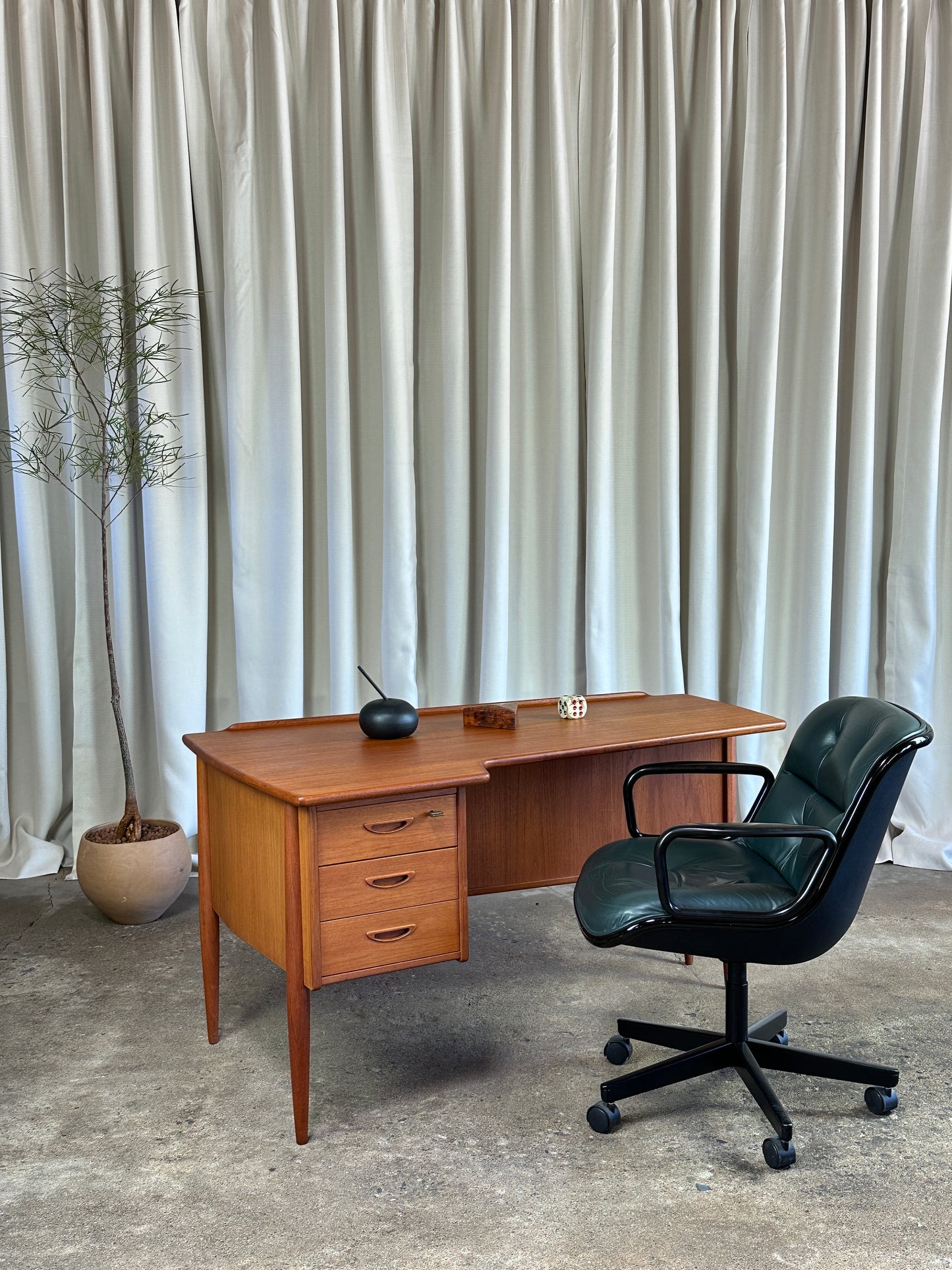 1960's Gören Strand Model A10 Desk for Lelångs Möbelfabrik, Sweden